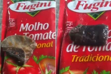 pedreiro-encontra-larva-em-pacote-de-molho-de-tomate-da-fugini:-“achei-que-era-pele-de-rato”