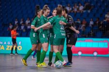 female-encara-o-taboao-na-final-da-copa-do-brasil-de-futsal-feminino