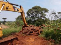 mais-de-300-pneus-descartados-incorretamente-sao-encontrados-no-oeste-de-sc