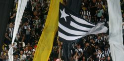 torcida-do-botafogo-pede-estadio-vazio-contra-o-cruzeiro;-vascainos-respondem