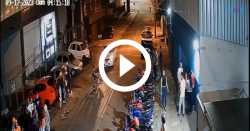 video-mostra-homem-sendo-morto-a-facadas-na-saida-de-festa-em-chapeco