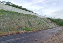 obras-de-pavimentacao-sao-retomadas-na-br-285,-no-sul-de-sc