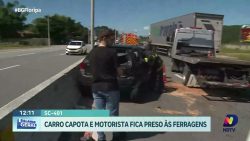 acidente-com-tres-carros-na-sc-401-deixa-motorista-preso-e-provoca-engarrafamento