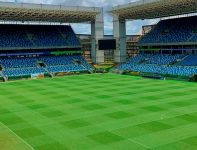 ‘futebol-e-um-jogo-de-xadrez’:-corte-ousado-no-gramado-do-estadio-do-cuiaba-viraliza-nas-redes