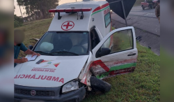 colisao-frontal-entre-carros-na-br-282-deixa-um-ferido-em-lages