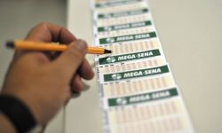 seis-apostas-de-sc-ficam-a-um-numero-de-mega-sena-milionaria-e-ganham-bolada